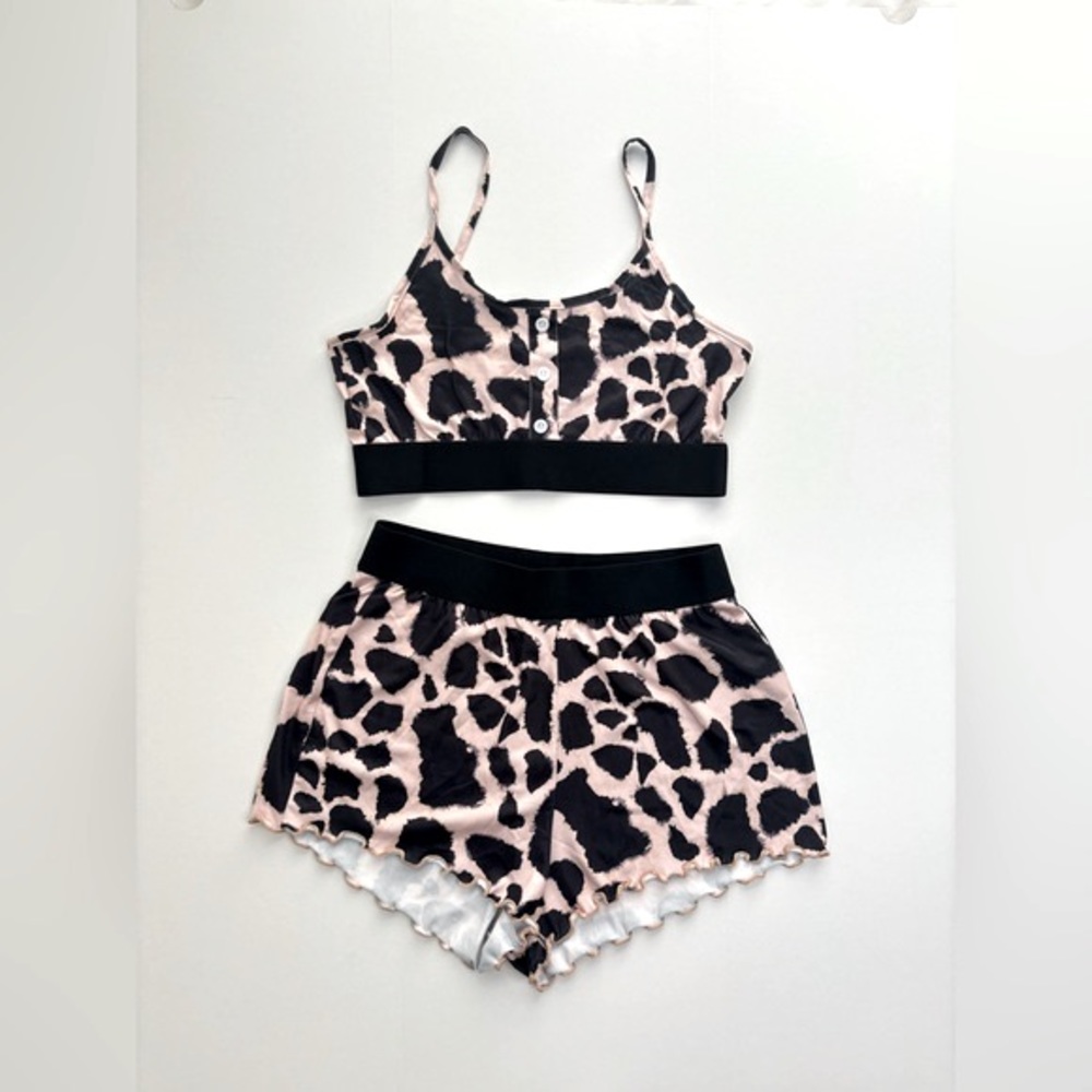 Tan And Black Two Piece Pajama Set Women’s Small/Medium